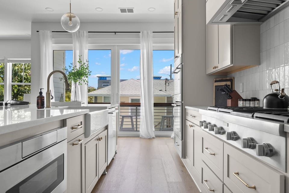 Fully Stocked Luxury Kitchen with Large Island