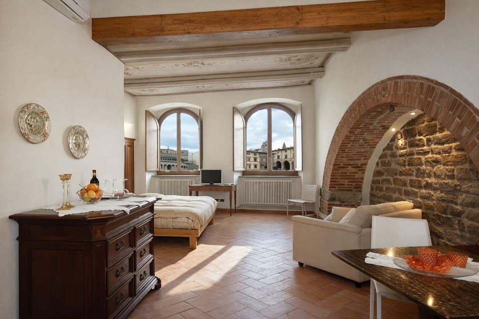 Luxury Room, City View | Frette Italian sheets, premium bedding, memory foam beds