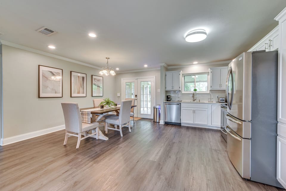 House (2 Bedrooms) | Interior