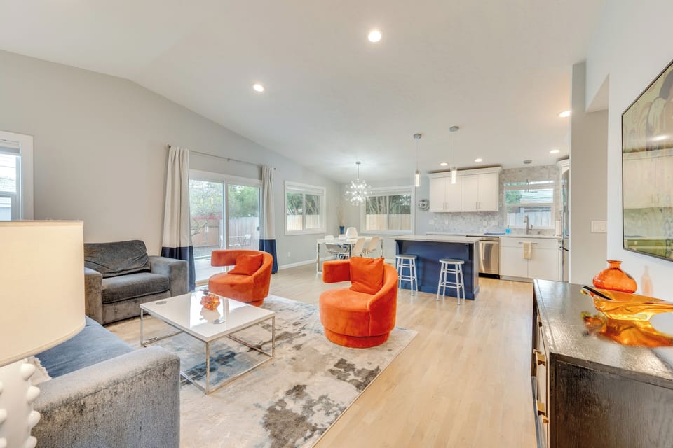 House (3 Bedrooms) | Interior