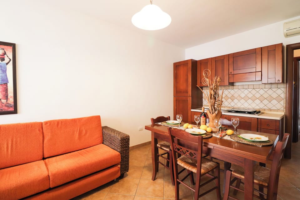 House, 1 Bedroom, Smoking, Balcony | Living area