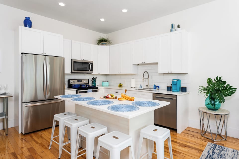 Fully stocked kitchen with stainless appliances—cook real meals or easy family b