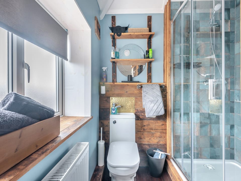 Bathroom | Mill House, Trusthorpe, Mablethorpe