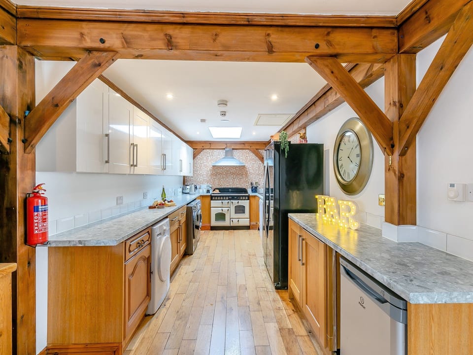 Kitchen | The Lodge, Gloucester