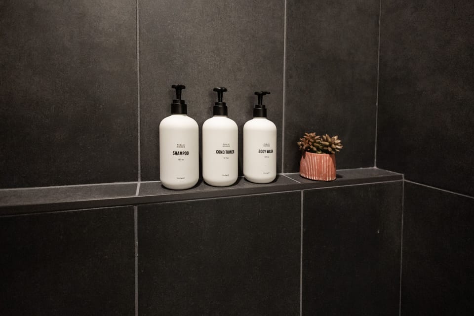 Bathroom amenities