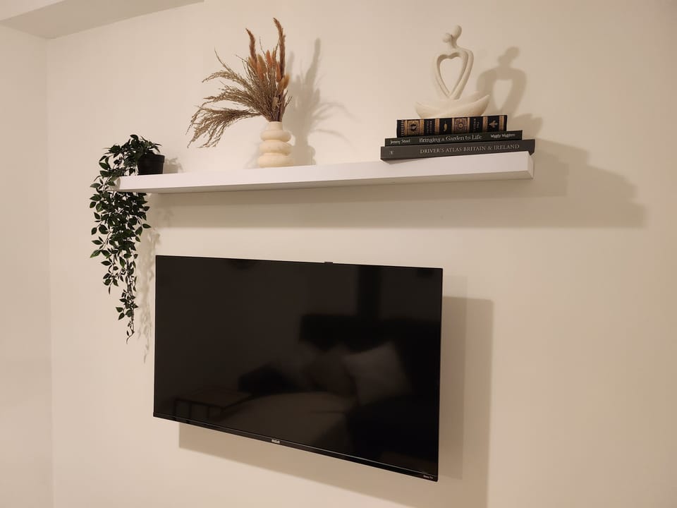 ef4735cc-47d4-42dc-9b65-8f5cb7711b78