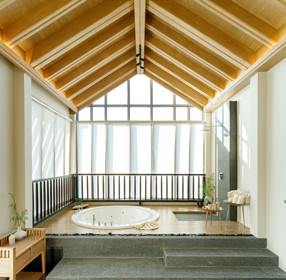 King Villa Pavilion | Free minibar, in-room safe, blackout drapes, iron/ironing board