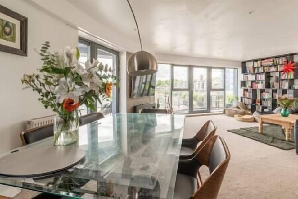 427b0c83 1b5d 49ae ad23 77fe06b19db3