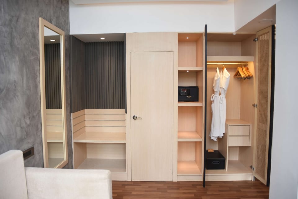Room amenity