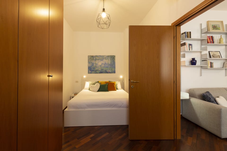 City Apartment | 1 bedroom, iron/ironing board, free WiFi, bed sheets