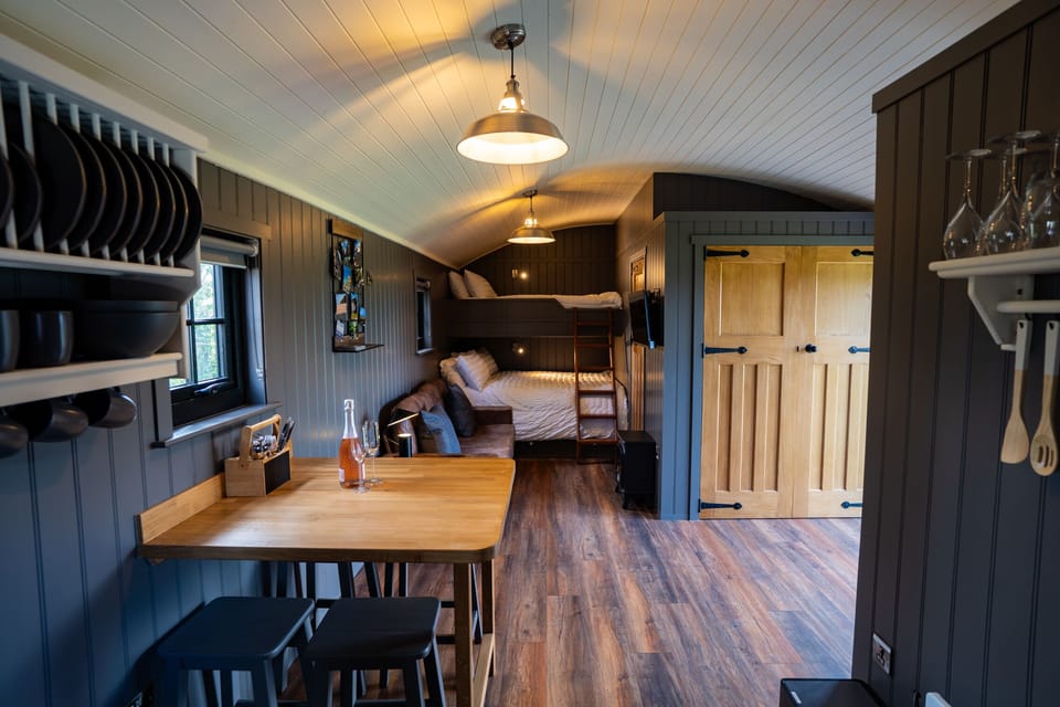 Cabin | Private kitchen | Fridge, oven, stovetop, electric kettle
