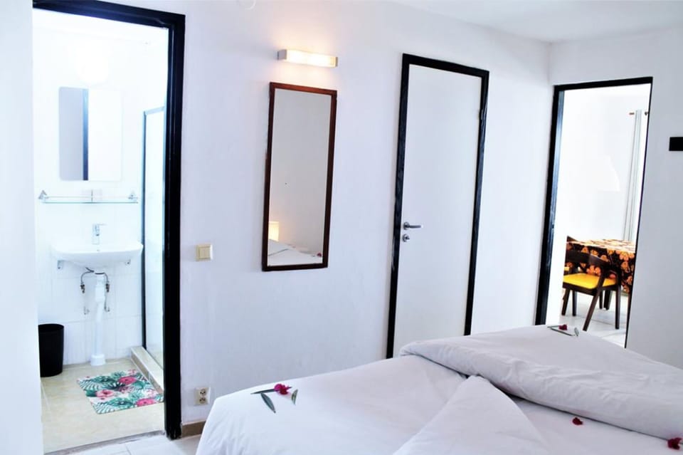 Classic Twin Room | 1 bedroom, bed sheets