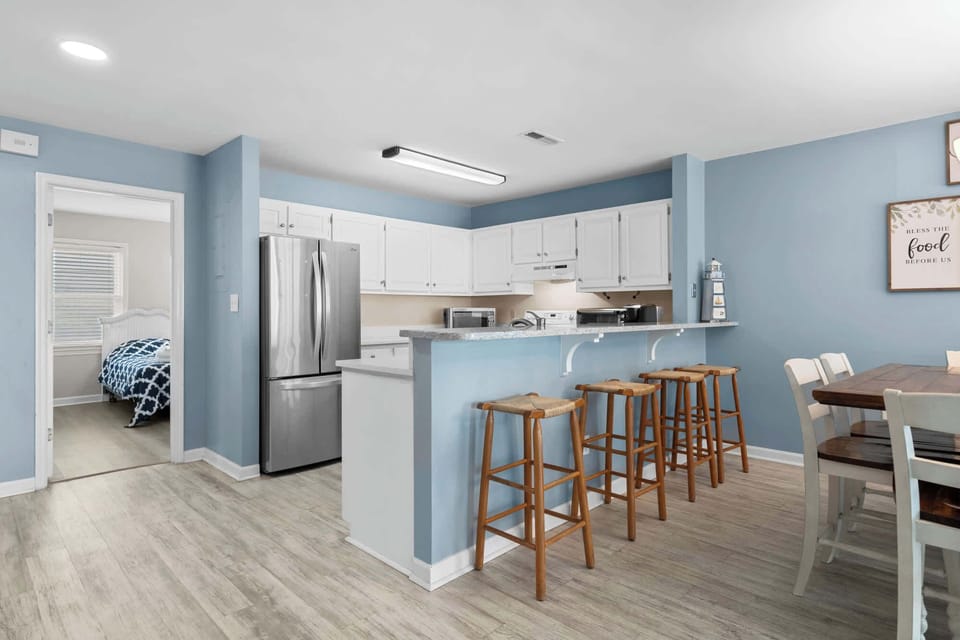 4 Additional Bar Stools