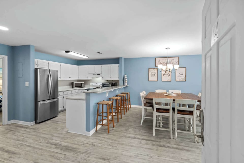 Kitchen/Dining