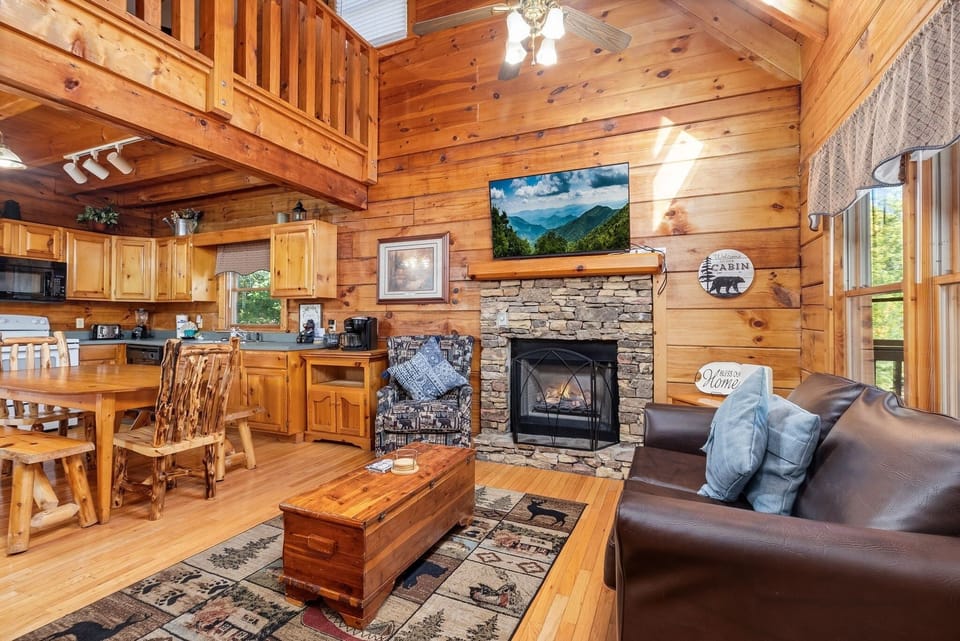 Cabin, 4 Bedrooms | Living area | Smart TV