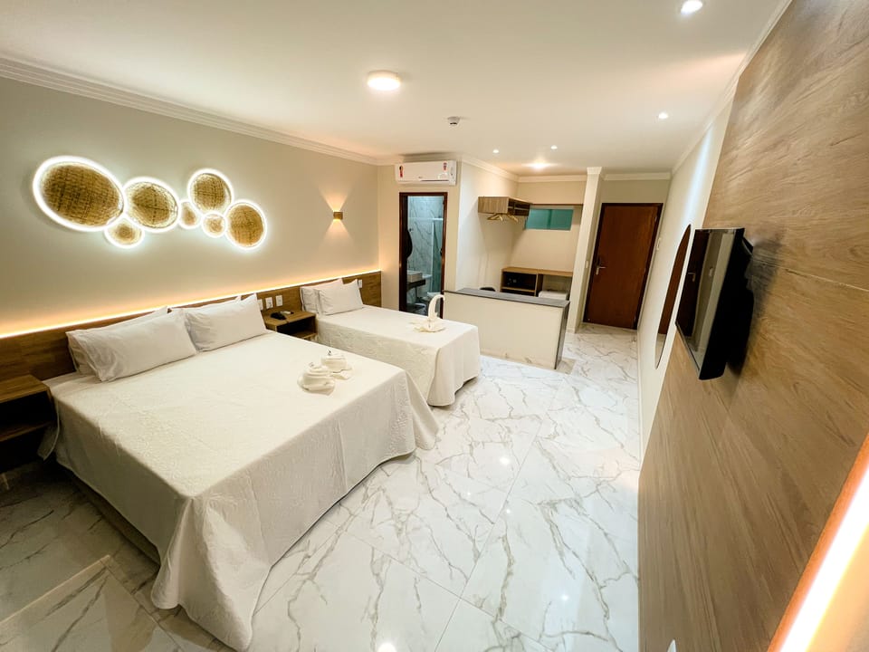 Standard Triple Room | Desk, free WiFi