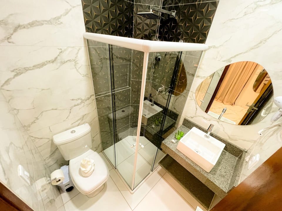 Double Room (Com Varanda) | Bathroom | Hair dryer