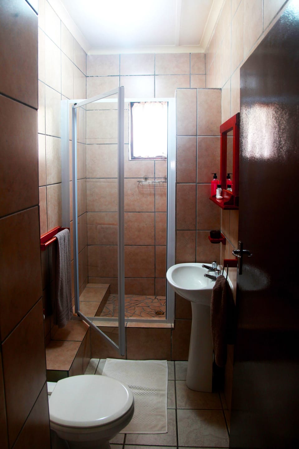 Shower, towels