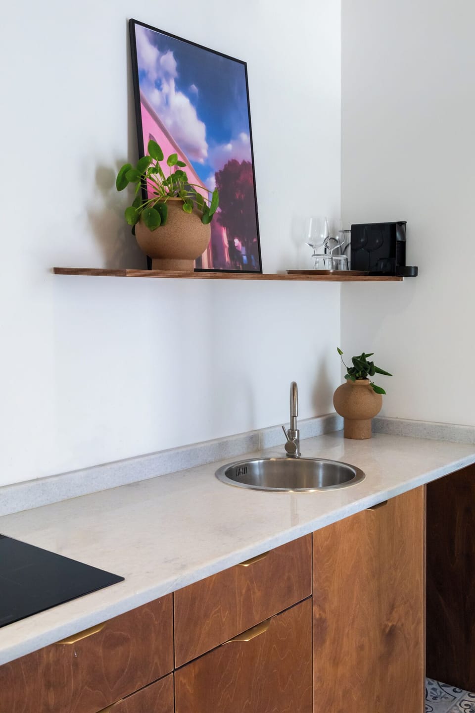 Garden | Bathroom | Shower, free toiletries, hair dryer, towels