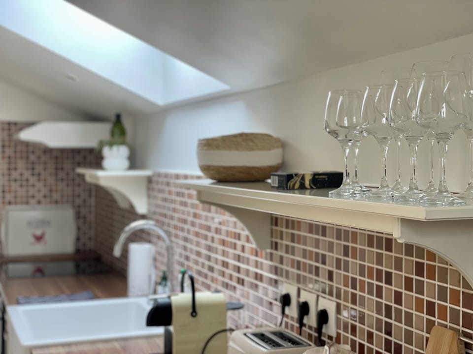 ce1f0999-50b8-4a79-8434-4a4c33b565c9