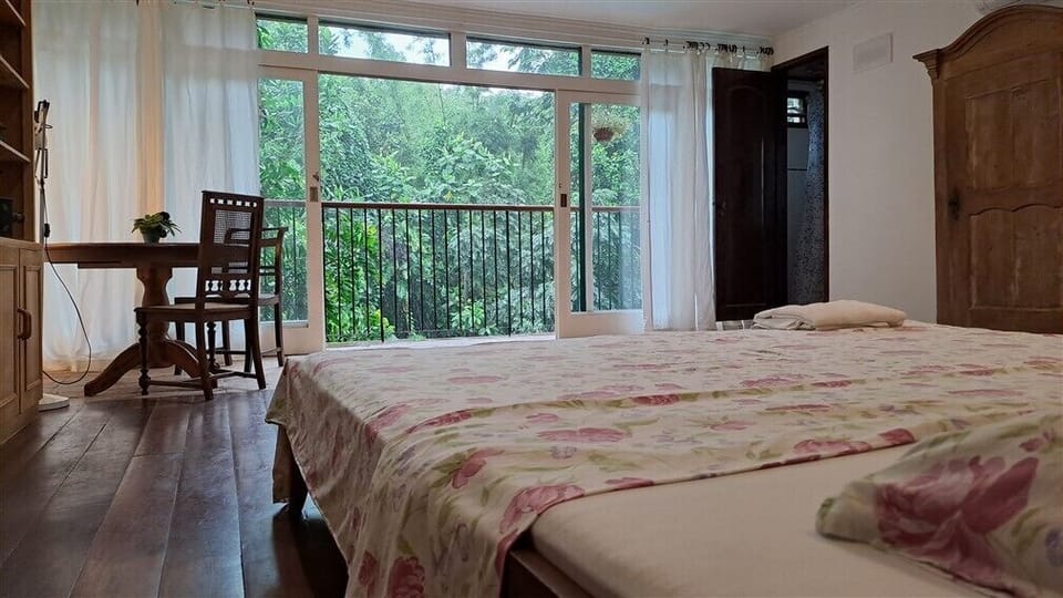 Family Studio | Free WiFi, bed sheets