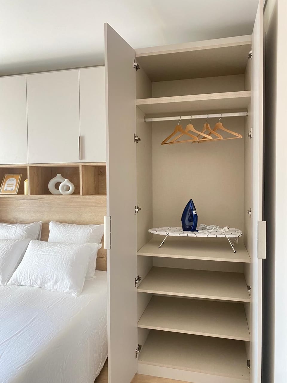 Bedroom (3)