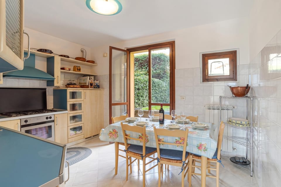 Kitchen and dining area