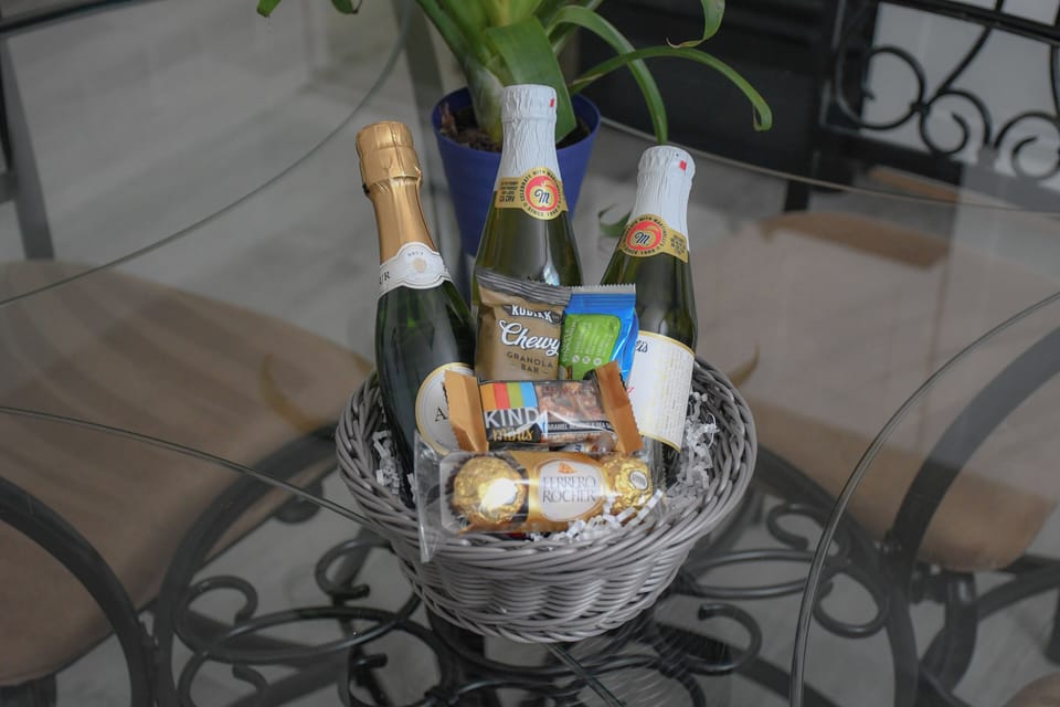 Complimentary guest basket
