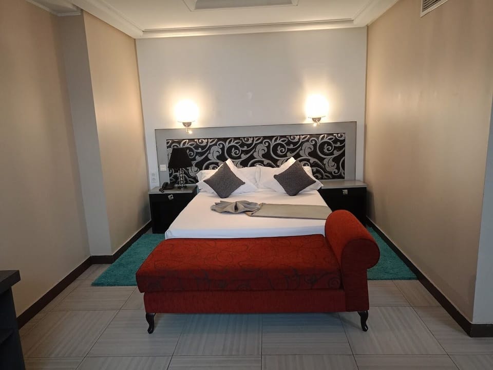 Standard Double or Twin Room, Private Bathroom | Premium bedding, minibar, laptop workspace, cribs (free)