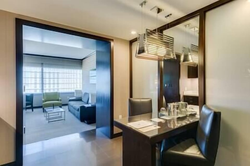 Entryway 1