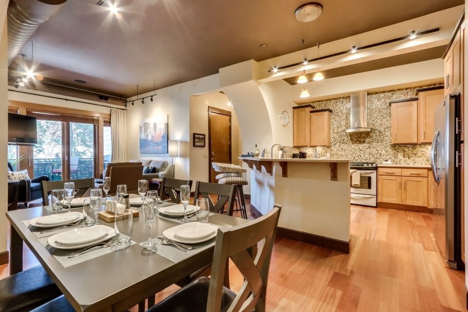 Dining Area | Kitchen | Cooking Basics