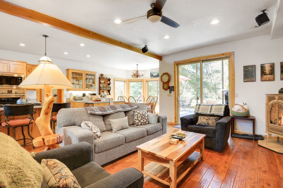 Living Room 2 | 1st Floor | Electric Fireplace | Smart TV
