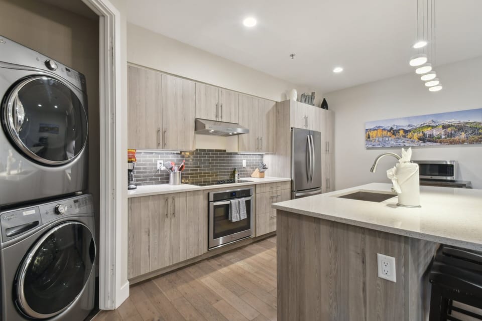 Condo, Multiple Beds, Patio, City View ((R05) 3198 Blake St. Unit 301) | Private kitchen | Fridge, microwave, oven, stovetop