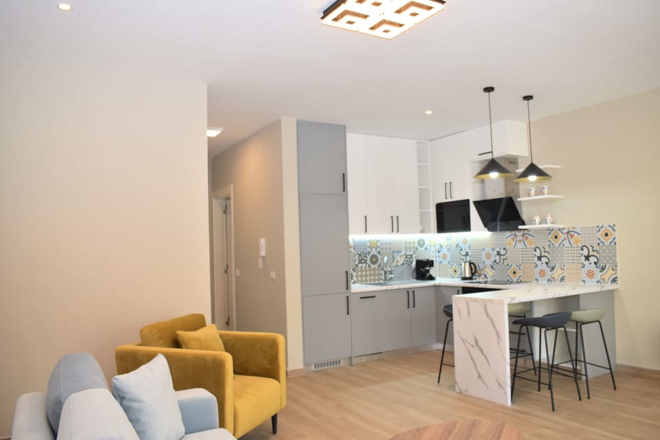 Kitchen and dining area