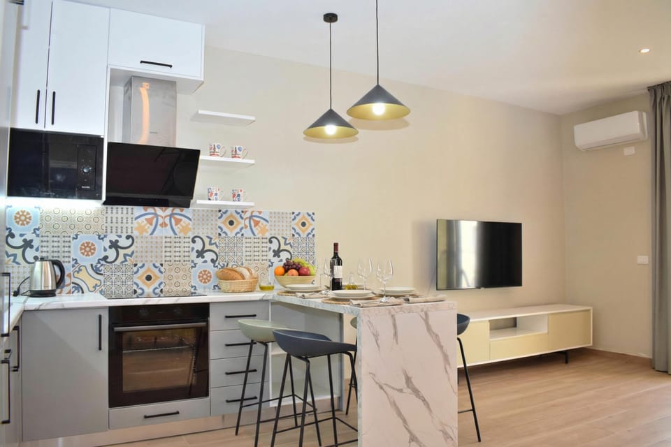 Kitchen and dining area