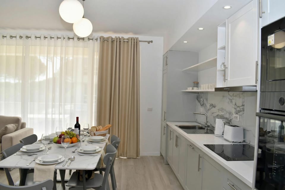 Kitchen and dining area