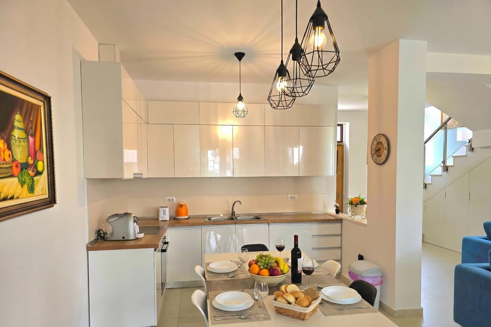 Kitchen and dining area