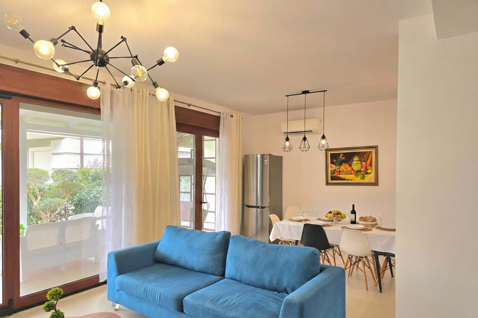Living and dining room