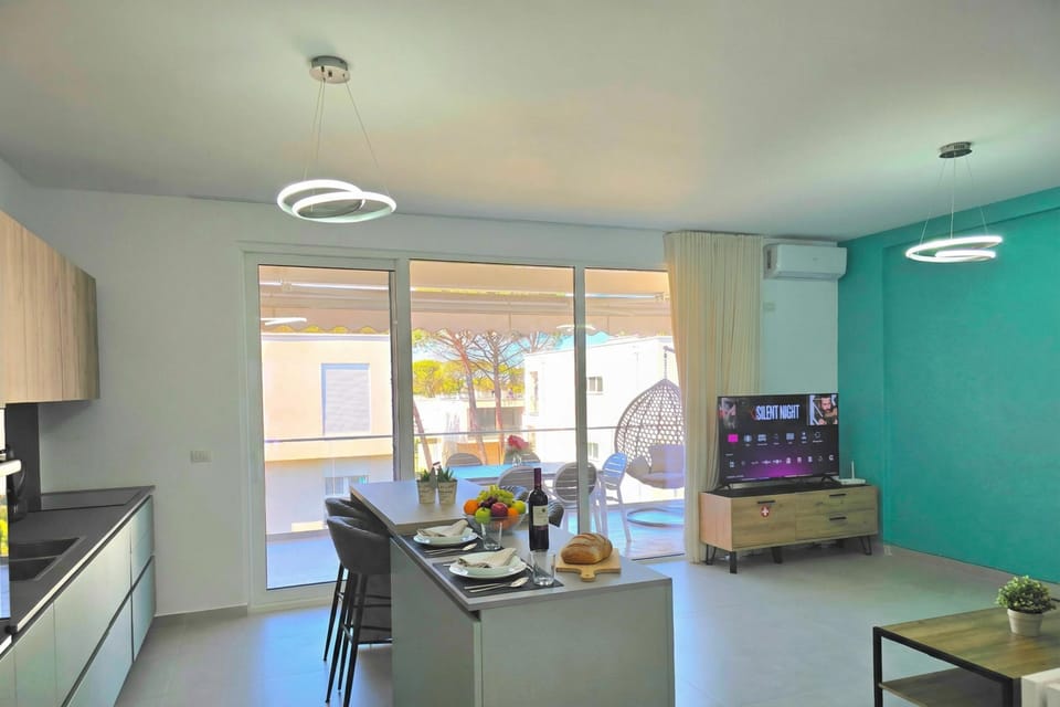 Kitchen and dining area