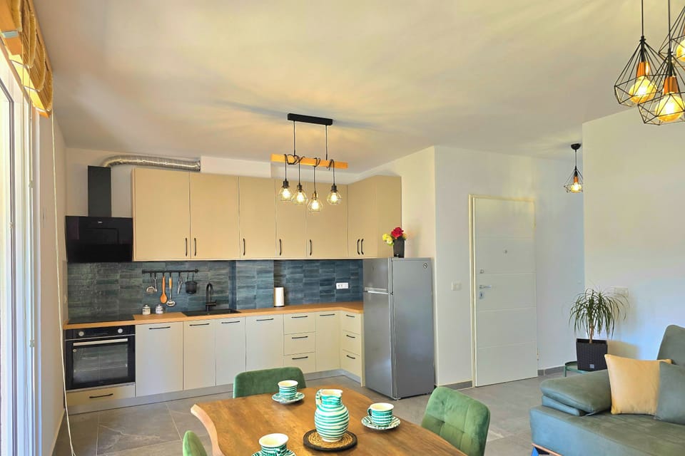 Kitchen and dining area