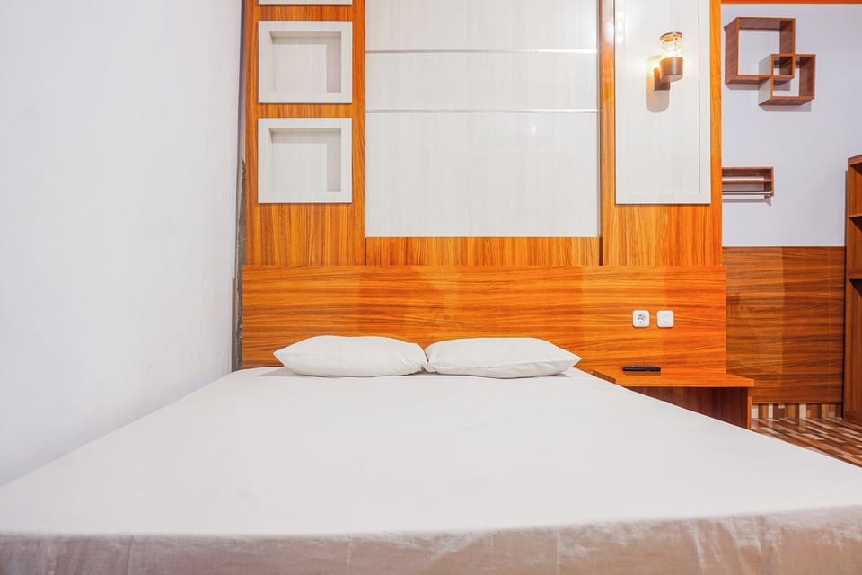 Standard Double Room | Bed sheets