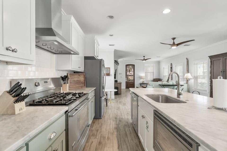 Fully equipped kitchen
