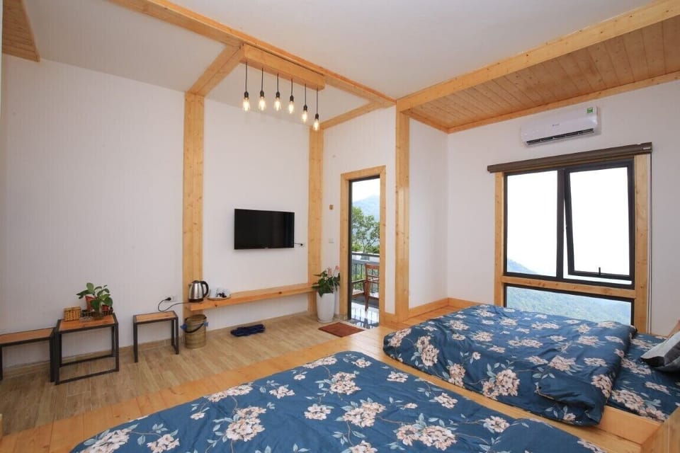 Superior Room, Multiple Beds, Balcony, Mountain View | Free WiFi, bed sheets