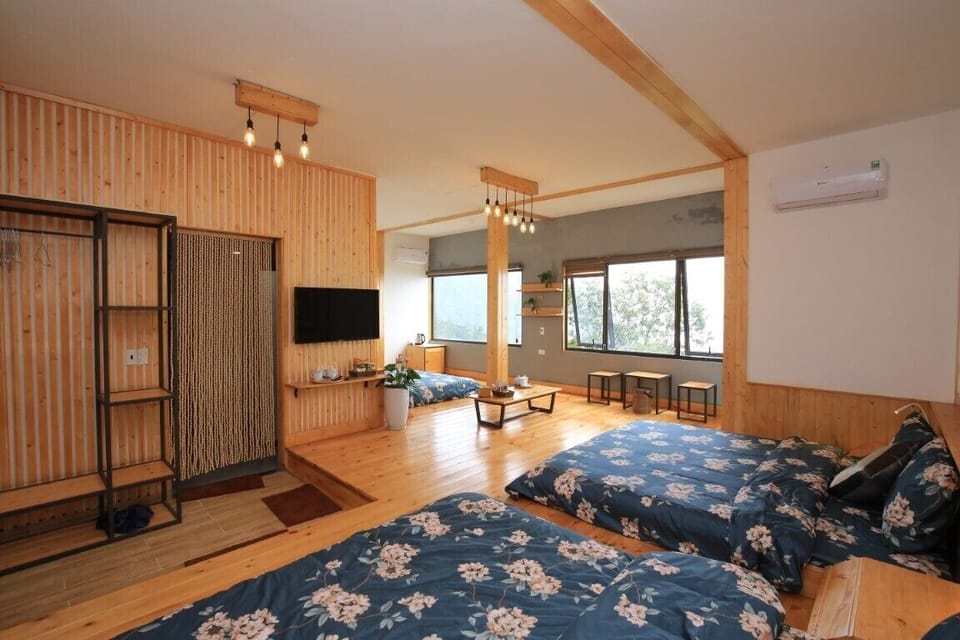 Classic Room, Multiple Beds, Balcony, Mountain View | Free WiFi, bed sheets