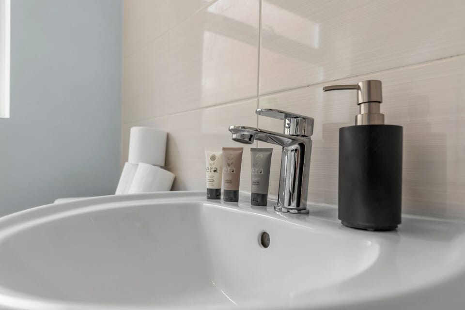 Immerse yourself in tranquility and let the stresses of the day melt away in your own personal spa retreat. Welcome to a haven where relaxation knows no bounds.