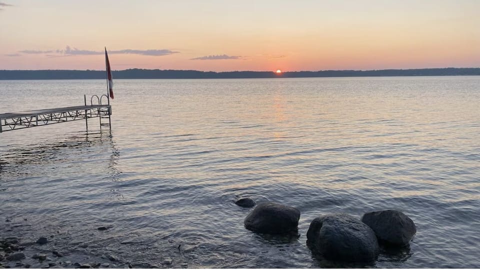 Swim off the private pier, soak in the stunning sunsets, and enjoy a perfect lakeside spectacle.
