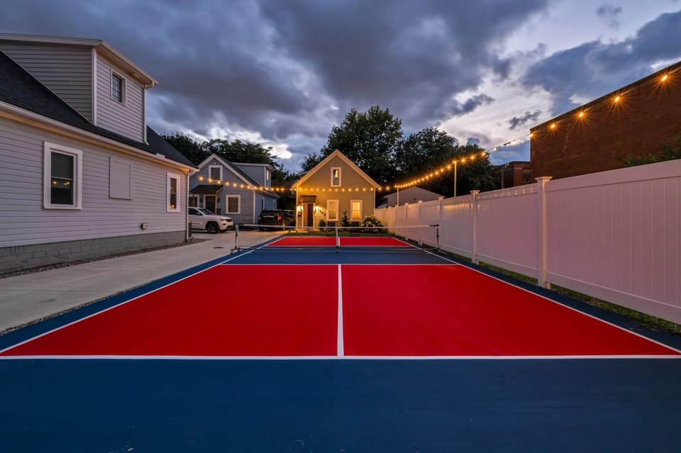 🎾 Game on! Play, laugh, and compete on your very own private pickleball court under glowing string lights — perfect for unforgettable matches day or night.