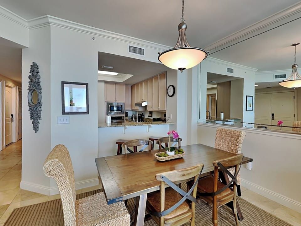 Dining Area - Table for Six and Bar Seating