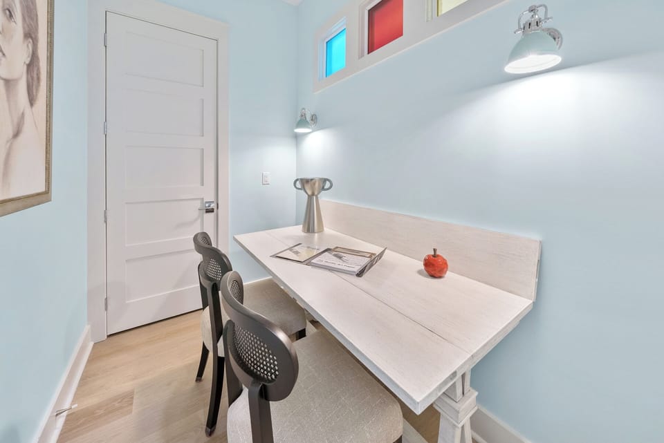 2nd Floor Office