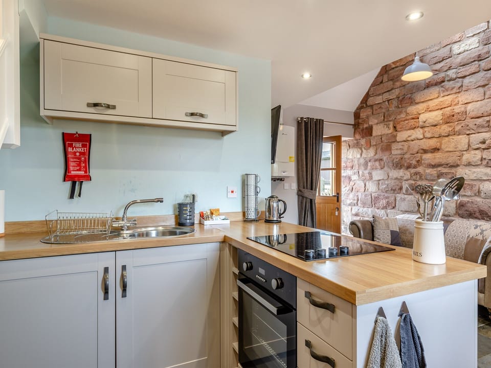 Kitchen area | Jacob&rsquo;s Barn - Ramsor Farm, Ramshorn